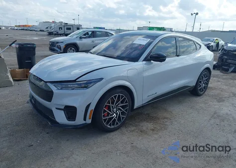 2023 Ford Mustang Mach-E Gt z USA, uszkodzony, nr VIN 3FMTK4SX5PMA12141